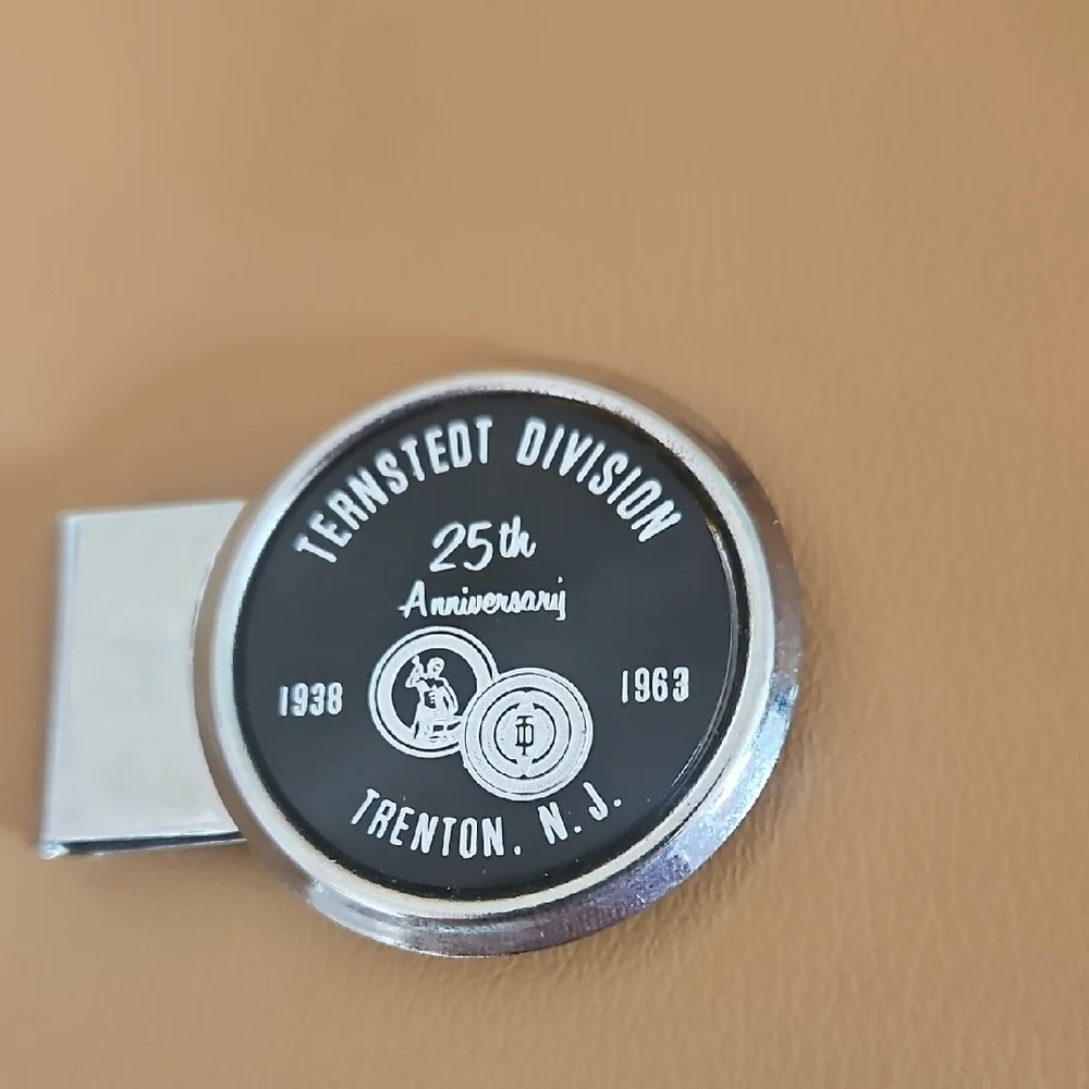 Silver and Black Money Clip